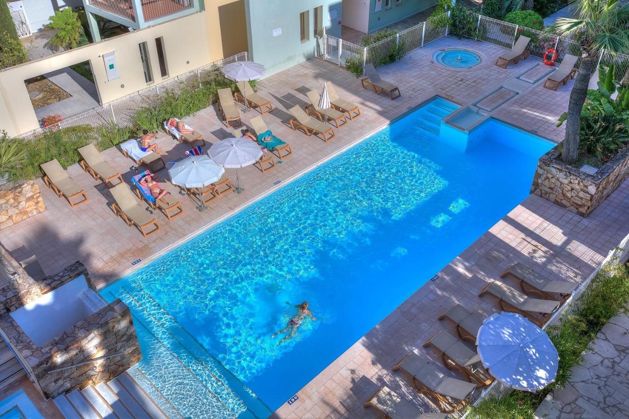 Penthouse Vue Mer Avec Rooftop,Jacuzzi,Et Parking Prive Antibes Eksteriør billede